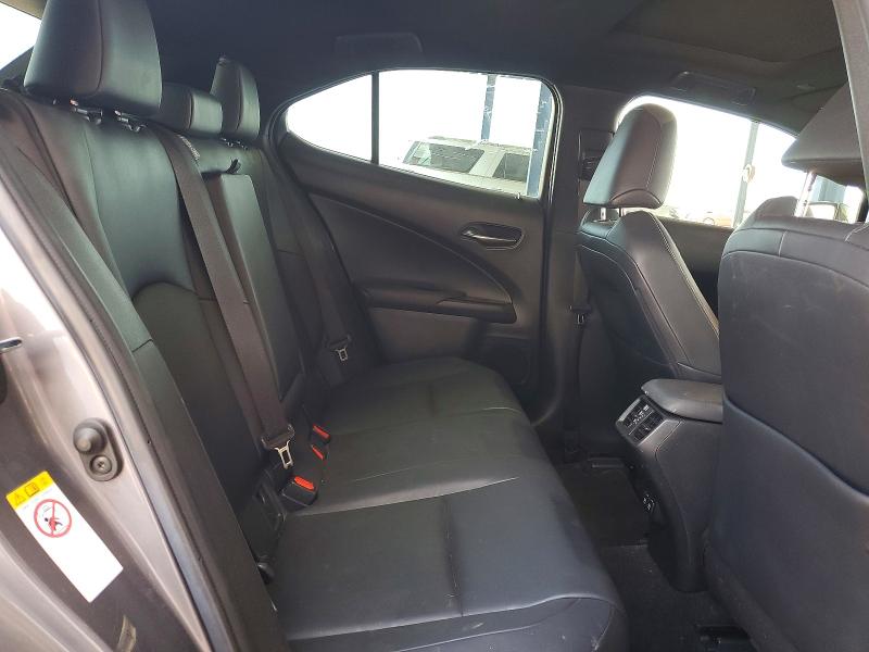 Продажа на аукционе авто 2019 Lexus Ux, vin: JTHU9JBH8K2000303, номер лота: 53949646