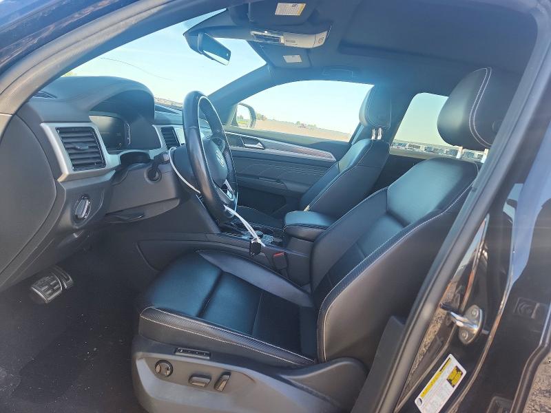 53755446 :رقم المزاد ، 1V2SE2CA9NC225371 vin ، 2022 Volkswagen Atlas مزاد بيع