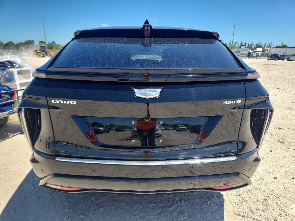 Продажа на аукционе авто 2024 Cadillac Lyriq, vin: 1GYKPMRK3RZ110205, номер лота: 52820146