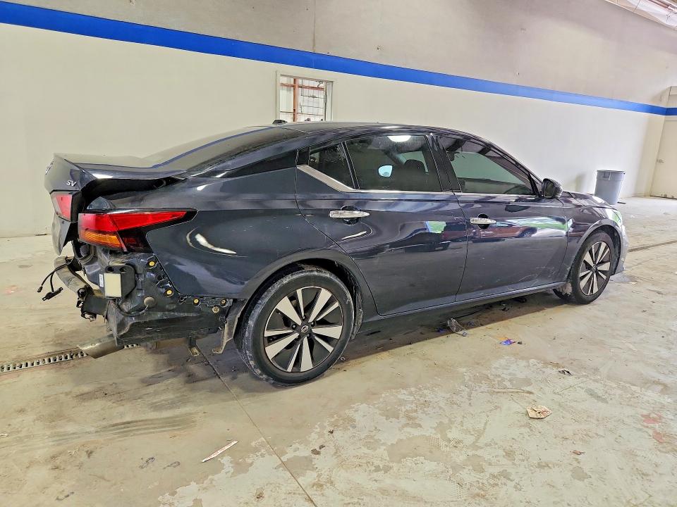 53814396 :رقم المزاد ، 1N4BL4DV9KC111036 vin ، 2019 Nissan Altima مزاد بيع
