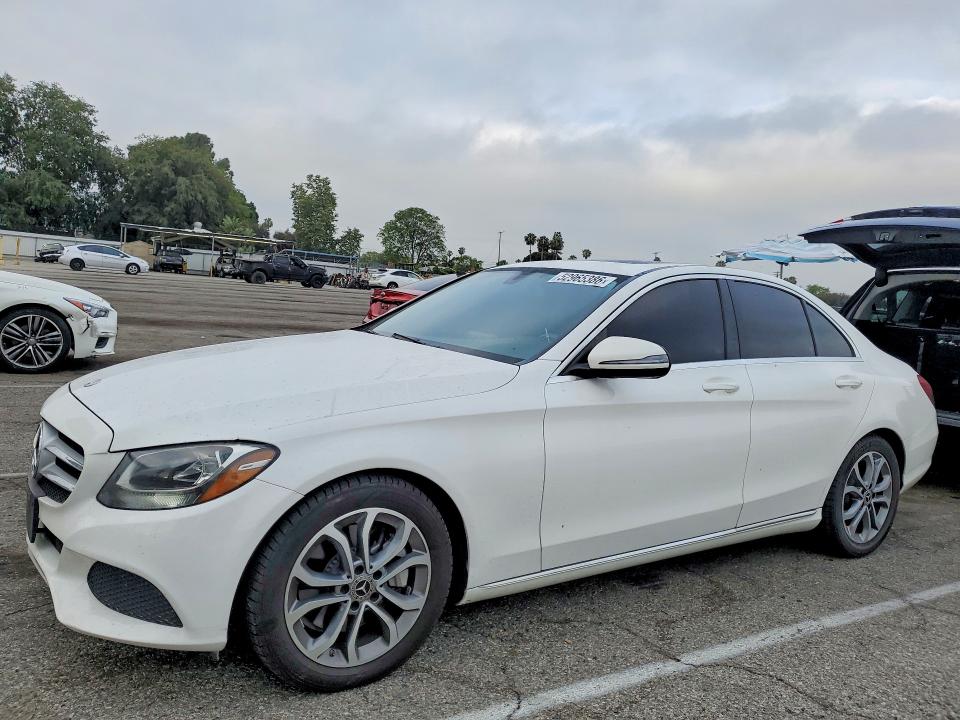 Продажа на аукционе авто 2018 Mercedes-benz C, vin: 55SWF4JB3JU272494, номер лота: 52965386