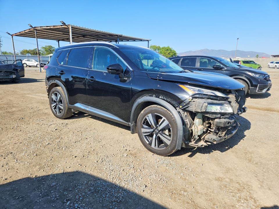 53046626 :رقم المزاد ، 5N1AT3CA4MC766993 vin ، 2021 Nissan Rogue مزاد بيع