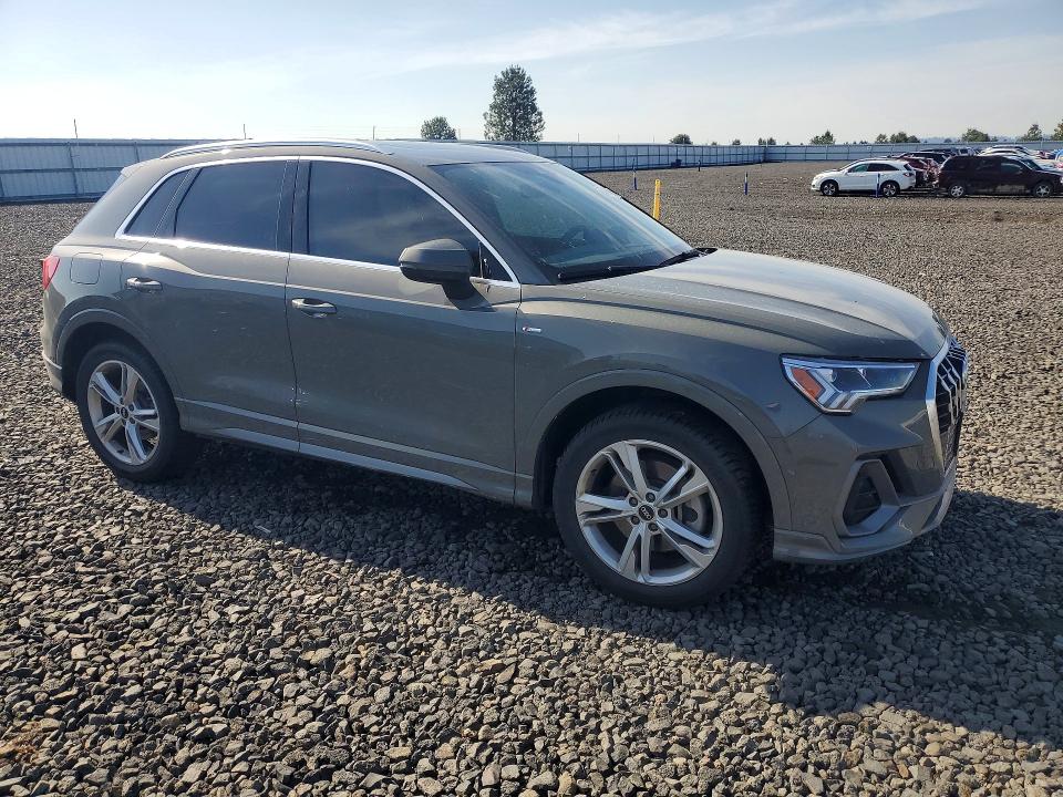 54894126 :رقم المزاد ، WA1EECF37N1072206 vin ، 2022 Audi Q3 مزاد بيع