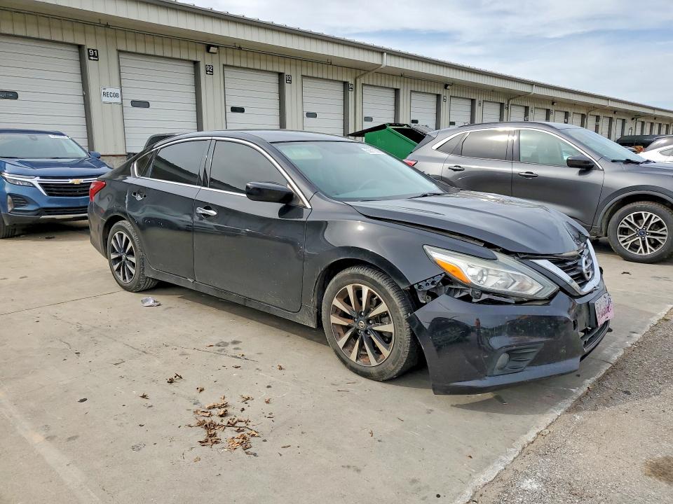 2018 Nissan Altima მანქანა იყიდება აუქციონზე, vin: 1N4AL3AP7JC107478, აუქციონის ნომერი: 55511586