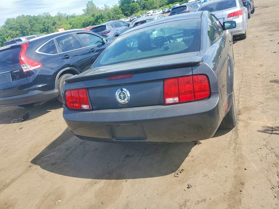 54988186 :رقم المزاد ، 1ZVHT80N585126600 vin ، 2008 Ford Mustang مزاد بيع