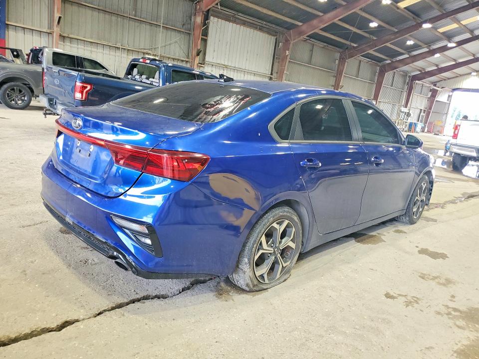 51923666 :رقم المزاد ، 3KPF24AD1ME275533 vin ، 2021 Kia Forte مزاد بيع