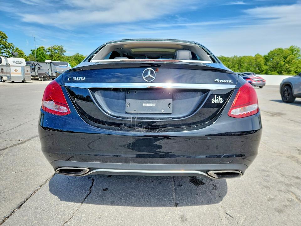 52927516 :رقم المزاد ، 55SWF4KB9GU165926 vin ، 2016 Mercedes-benz C مزاد بيع