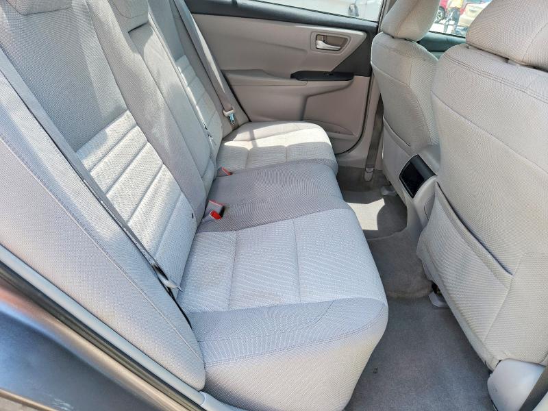 53880076 :رقم المزاد ، 4T4BF1FK5FR457587 vin ، 2015 Toyota Camry مزاد بيع
