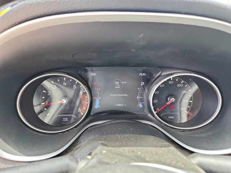 55462876 :رقم المزاد ، 3C4NJCBB7JT327597 vin ، 2018 Jeep Compass مزاد بيع