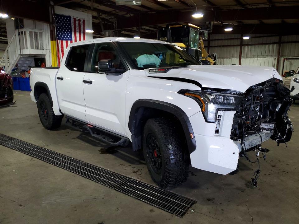 52538926 :رقم المزاد ، 5TFPC5DB1SX113660 vin ، 2025 Toyota Tundra مزاد بيع