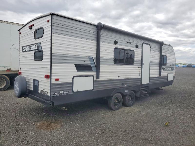 53718996 :رقم المزاد ، 4EZTU2521N5091344 vin ، 2022 Kz Recreational Vehicle (rv) مزاد بيع