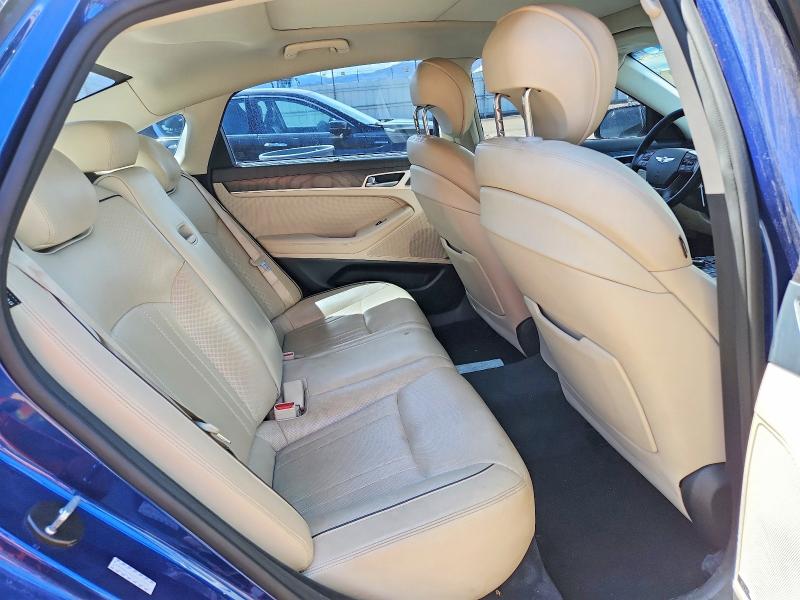 52560206 :رقم المزاد ، KMHGN4JE2GU127963 vin ، 2016 Hyundai Gens 3.8l/4.6l مزاد بيع