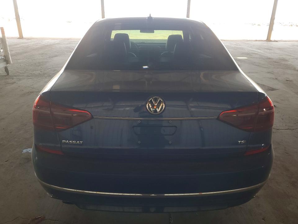 Продажа на аукционе авто 2017 Volkswagen Passat, vin: 1VWDT7A37HC000689, номер лота: 54429846
