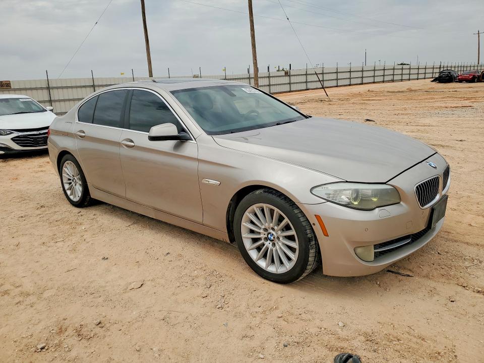 2013 Bmw 535 მანქანა იყიდება აუქციონზე, vin: WBAFR7C52DC821098, აუქციონის ნომერი: 55423766