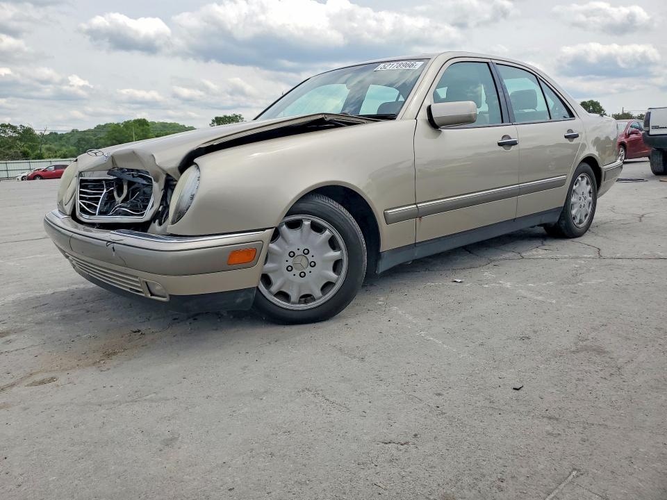 1996 Mercedes-benz E მანქანა იყიდება აუქციონზე, vin: WDBJF55FXTJ014515, აუქციონის ნომერი: 52178966