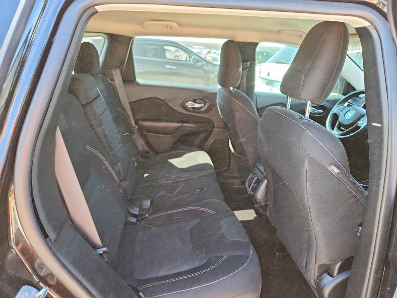 51458606 :رقم المزاد ، 1C4PJMCB8GW182568 vin ، 2016 Jeep Cherokee مزاد بيع