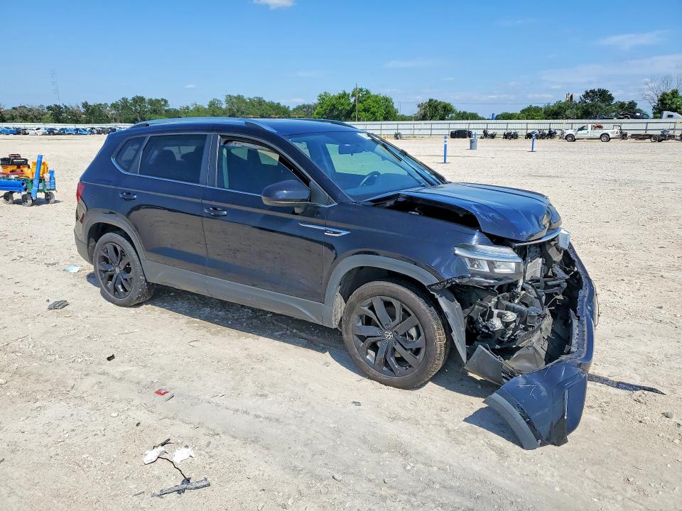 2022 Volkswagen Taos მანქანა იყიდება აუქციონზე, vin: 3VVRX7B21NM080327, აუქციონის ნომერი: 53414136