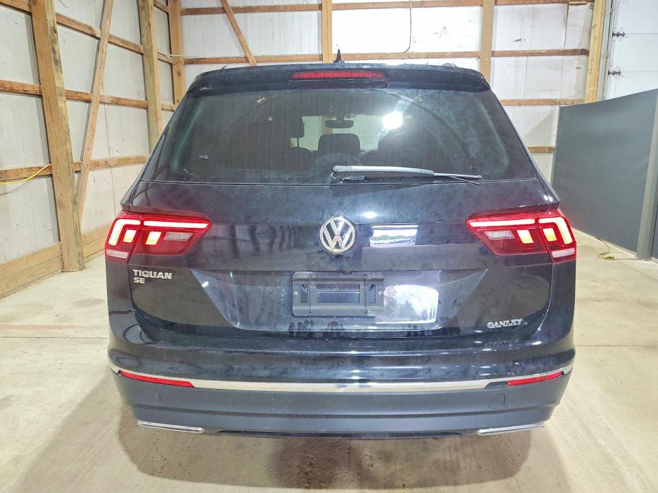 52852826 :رقم المزاد ، 3VV3B7AXXMM028131 vin ، 2021 Volkswagen Tiguan مزاد بيع