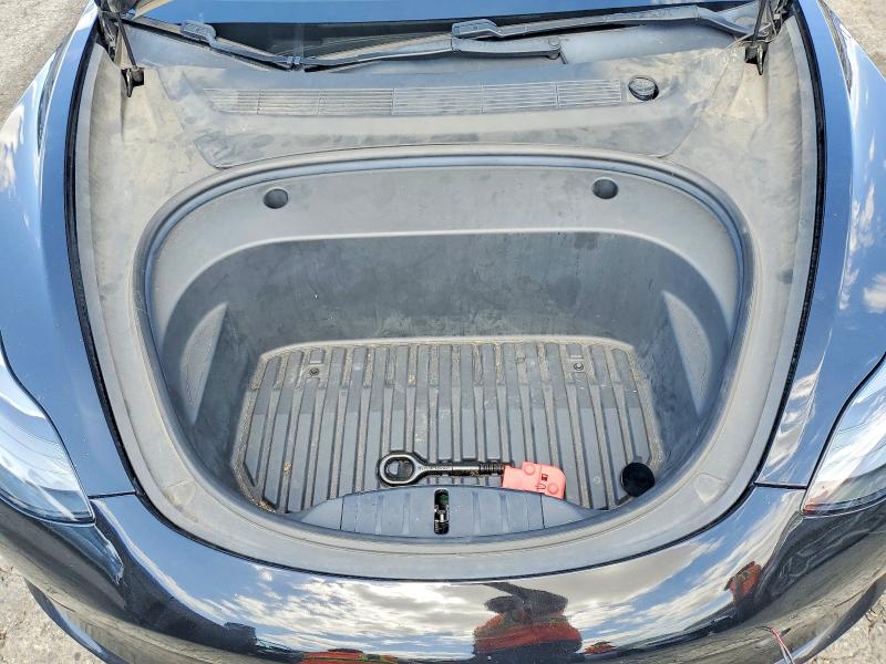 Продажа на аукционе авто 2021 Tesla Model 3, vin: 5YJ3E1EAXMF943011, номер лота: 55170776