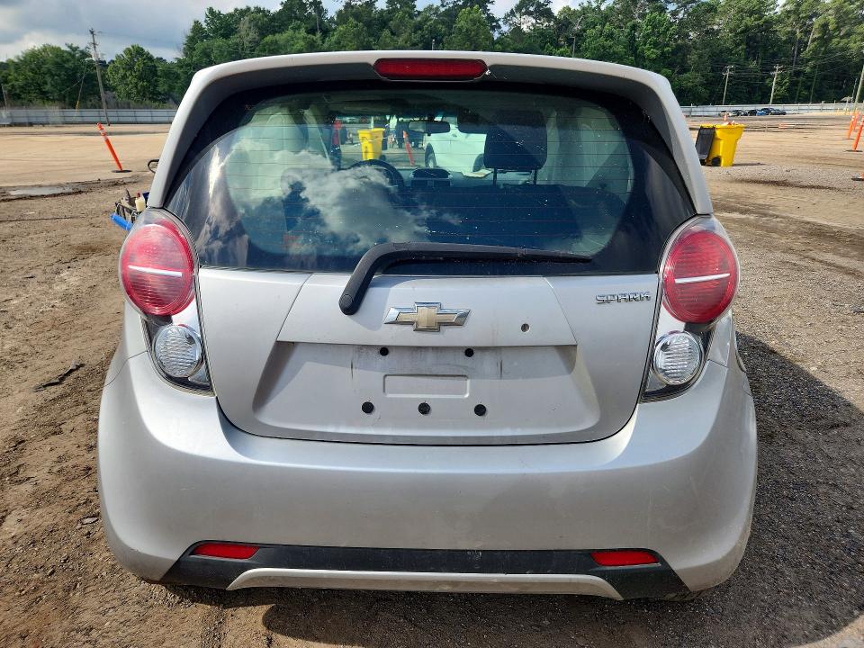 55117996 :رقم المزاد ، KL8CB6S94FC798413 vin ، 2015 Chevrolet Spark مزاد بيع