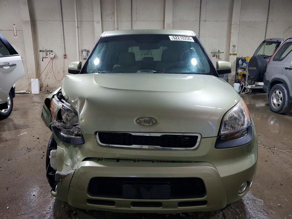 2011 Kia Soul მანქანა იყიდება აუქციონზე, vin: KNDJT2A22B7335228, აუქციონის ნომერი: 52210256