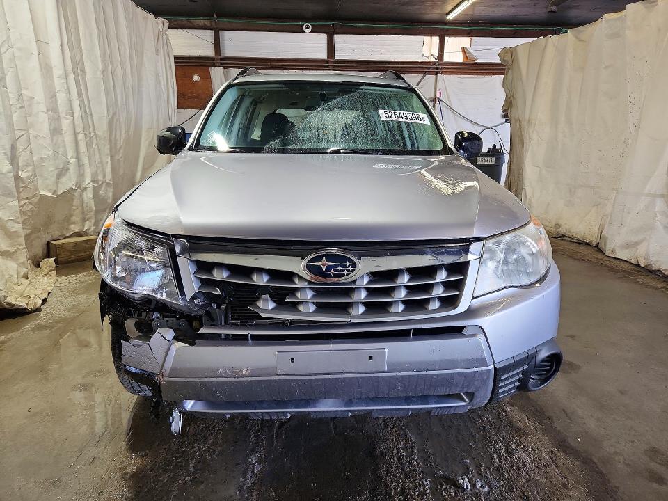 52649596 :رقم المزاد ، JF2SHABC1DH435388 vin ، 2013 Subaru Forester مزاد بيع