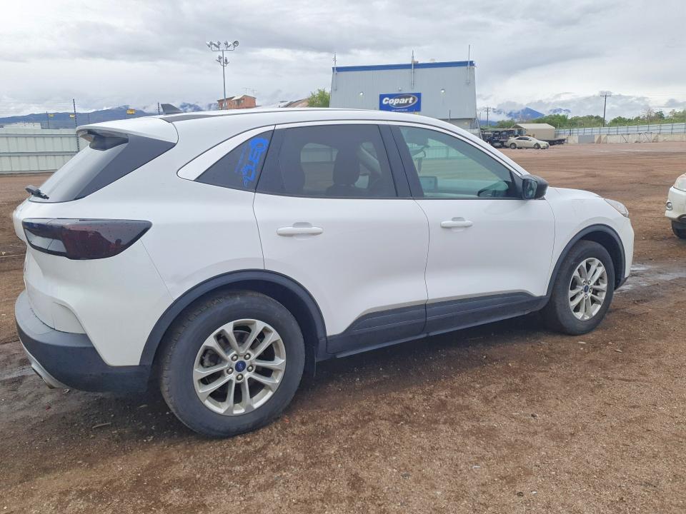 55427586 :رقم المزاد ، 1FMCU0G64NUA69264 vin ، 2022 Ford Escape مزاد بيع