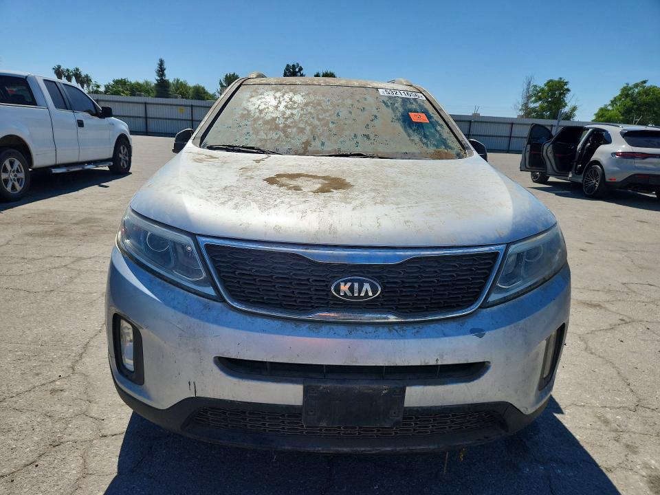 2015 Kia Sorento მანქანა იყიდება აუქციონზე, vin: 5XYKT4A68FG640731, აუქციონის ნომერი: 53211656