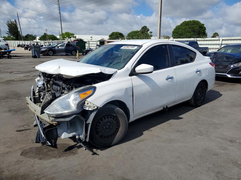52963166 :رقم المزاد ، 3N1CN7AP9GL815347 vin ، 2016 Nissan Versa مزاد بيع