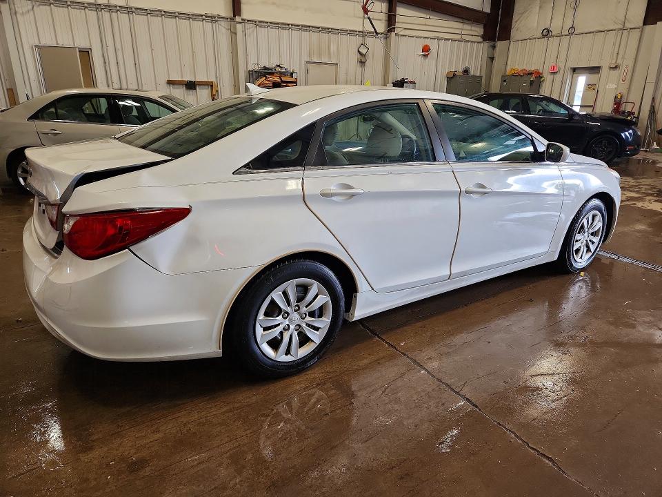 53560136 :رقم المزاد ، 5NPEB4AC5BH065769 vin ، 2011 Hyundai Sonata مزاد بيع