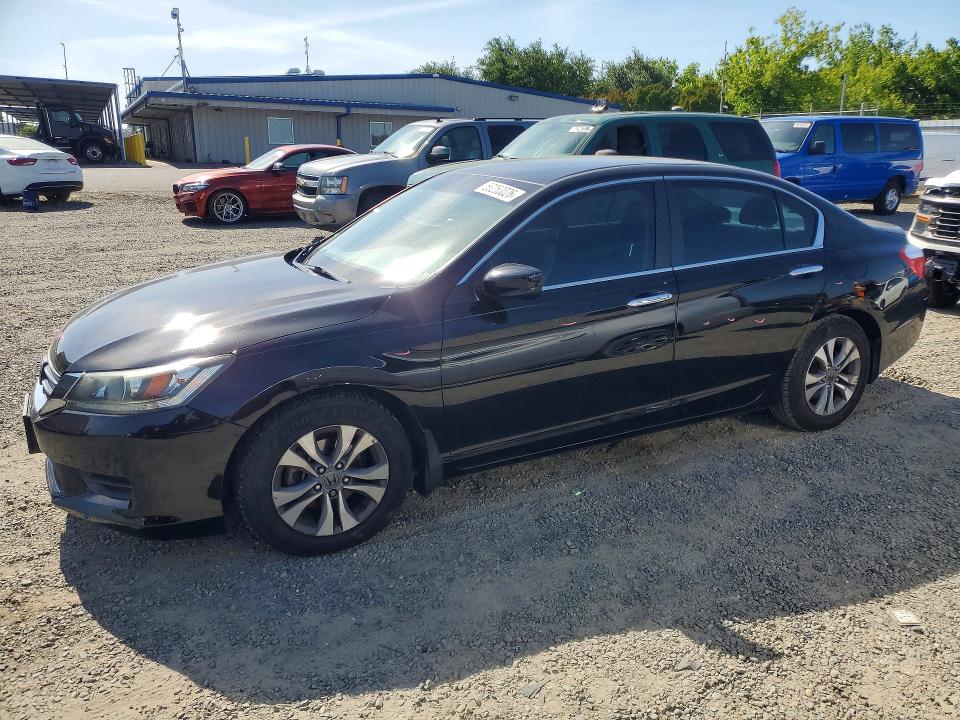 Auction sale of the 2014 Honda Accord, vin: 1HGCR2F31EA240032, lot number: 53253026