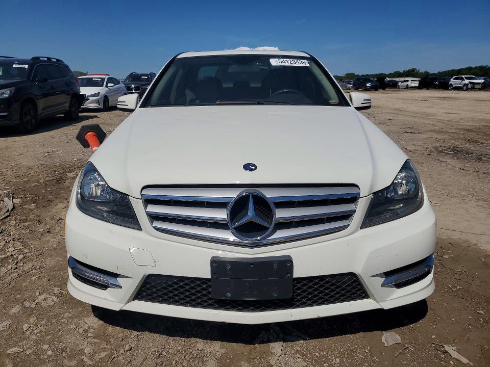 Продаж на аукціоні авто 2012 Mercedes-benz C, vin: WDDGF8BB9CR240762, номер лоту: 54123436