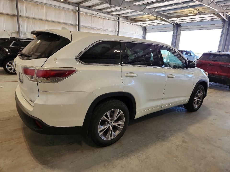 Auction sale of the 2016 Toyota Highlander, vin: 5TDBKRFH9GS251160, lot number: 52858976
