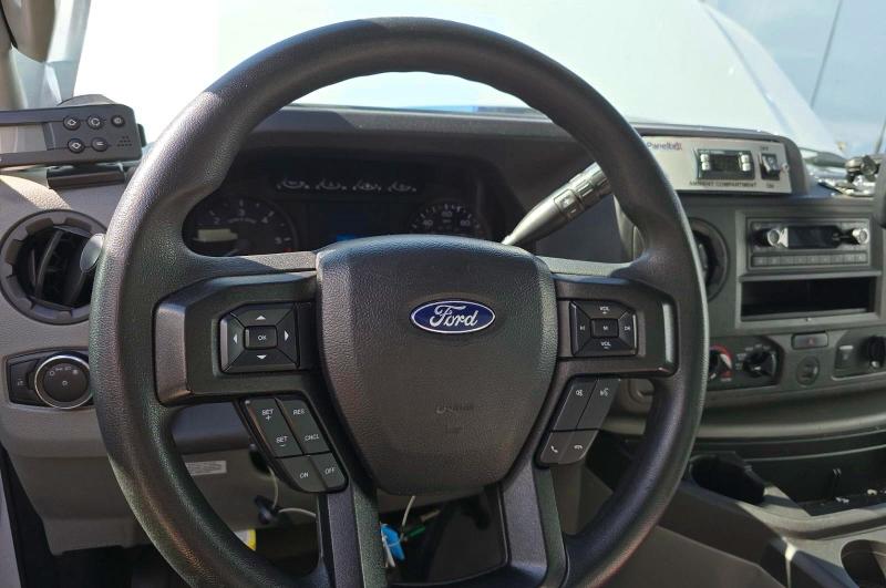 Продажа на аукционе авто 2023 Ford Econoline, vin: 1FDWE3FK6PDD18824, номер лота: 55557366