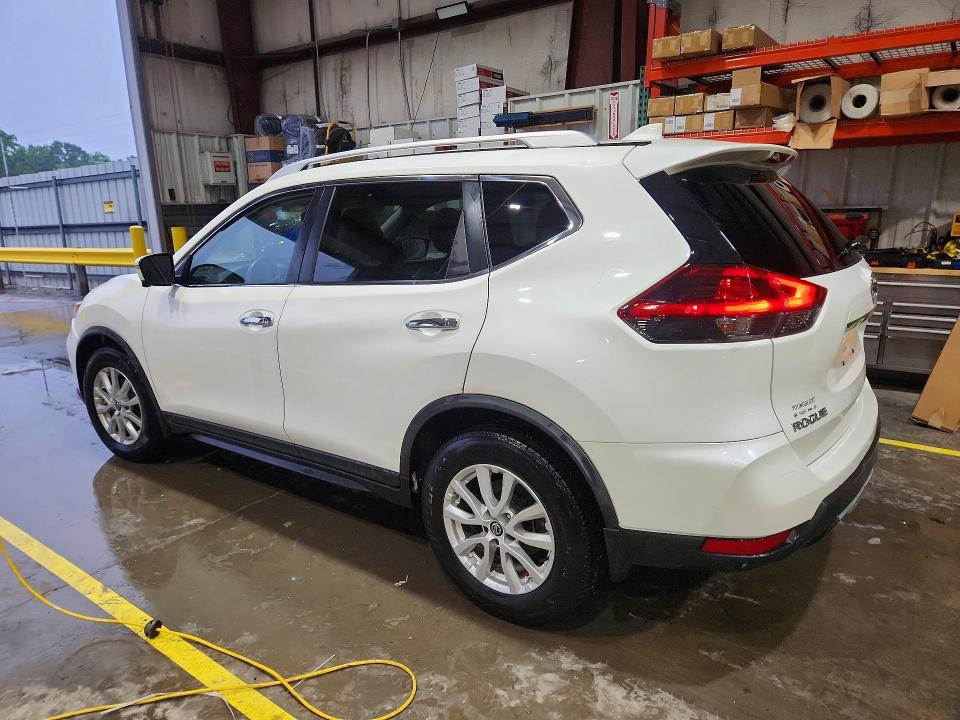 55438986 :رقم المزاد ، KNMAT2MT8JP534190 vin ، 2018 Nissan Rogue مزاد بيع