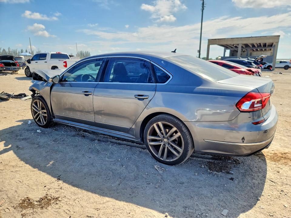51141626 :رقم المزاد ، 1VWAS7A36GC063691 vin ، 2016 Volkswagen Passat مزاد بيع