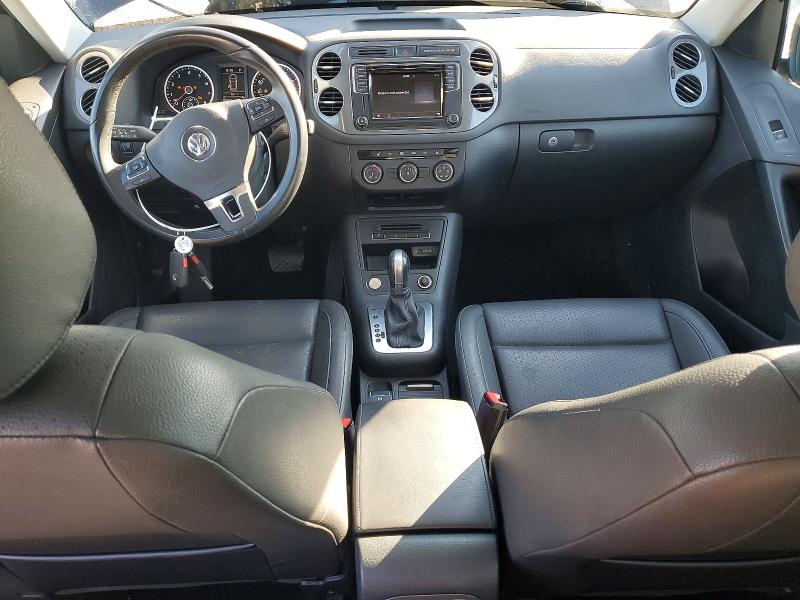 51870446 :رقم المزاد ، WVGSV7AX3HK016218 vin ، 2017 Volkswagen Tiguan مزاد بيع