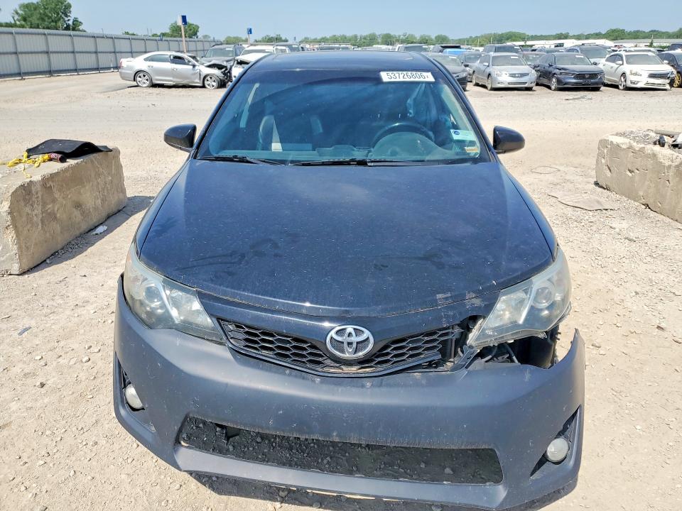 53726806 :رقم المزاد ، 4T1BF1FK9DU272062 vin ، 2013 Toyota Camry مزاد بيع