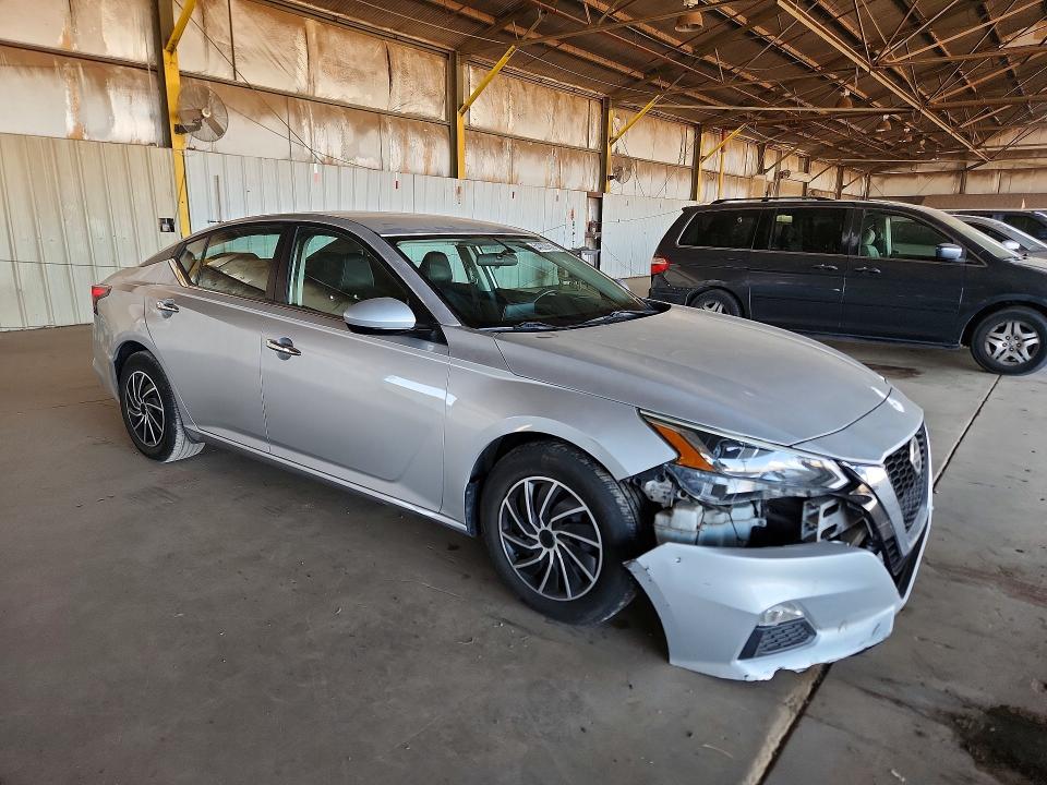 54022456 :رقم المزاد ، 1N4BL4BV6KC125690 vin ، 2019 Nissan Altima مزاد بيع
