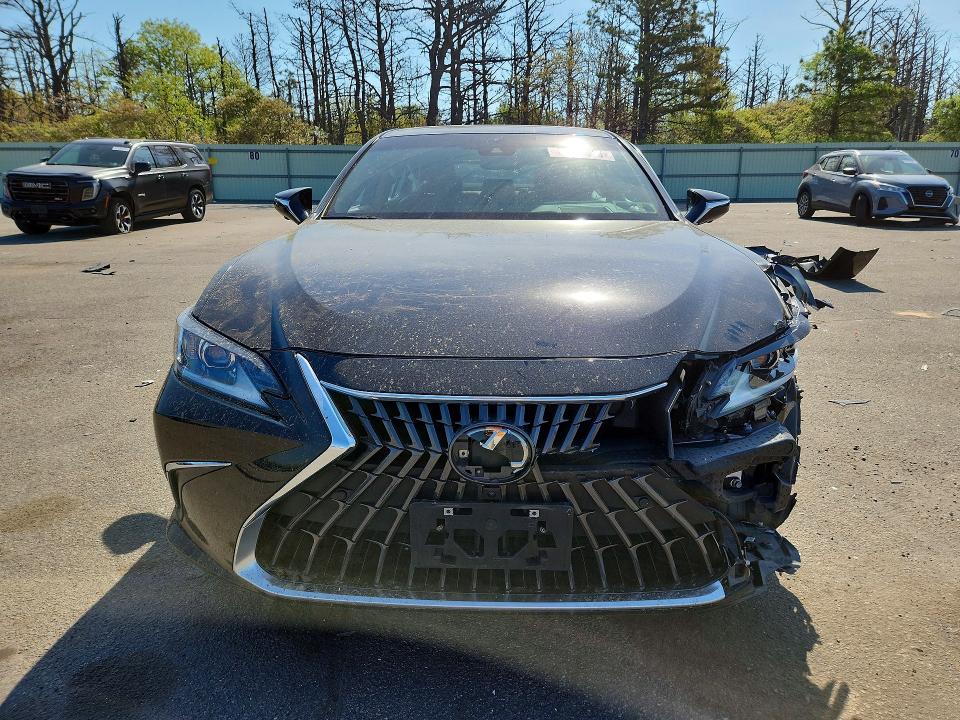Продажа на аукционе авто 2024 Lexus Es 300h, vin: 58AEA1C18RU041435, номер лота: 53648046