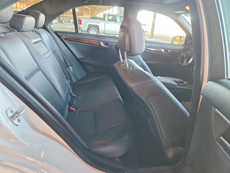 Продаж на аукціоні авто 2014 Mercedes-benz C, vin: WDDGF4HBXEA953526, номер лоту: 54805476