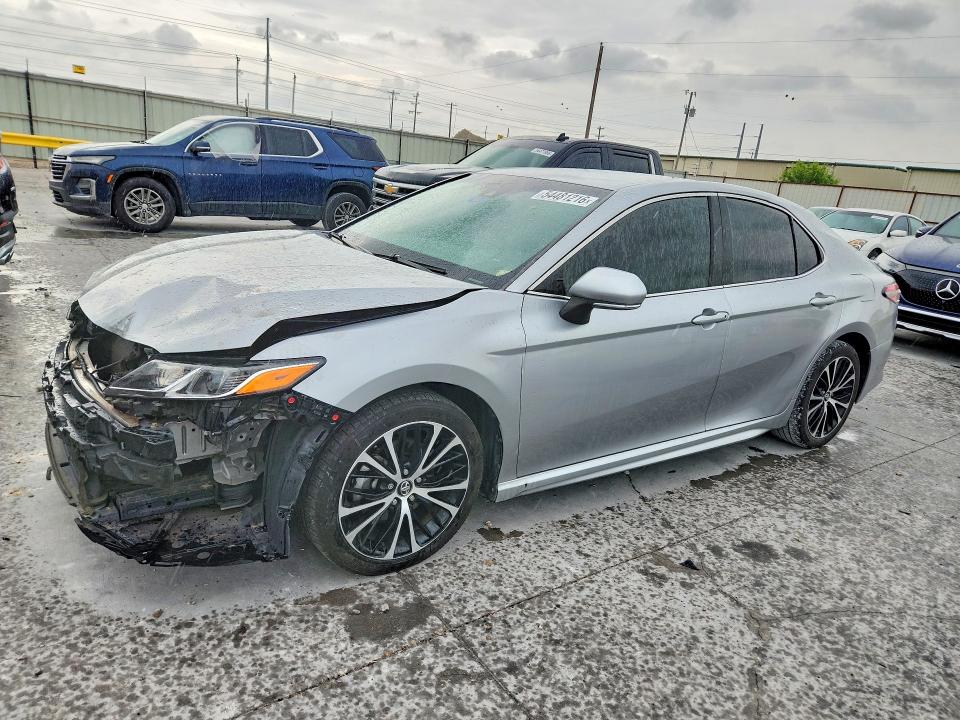 2018 Toyota Camry მანქანა იყიდება აუქციონზე, vin: 4T1B11HK9JU143374, აუქციონის ნომერი: 54481216