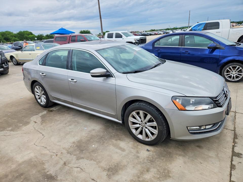 2013 Volkswagen Passat მანქანა იყიდება აუქციონზე, vin: 1VWCH7A37DC029083, აუქციონის ნომერი: 51080946