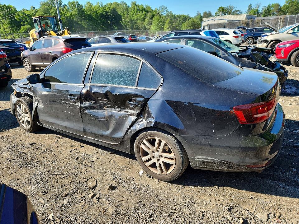 2018 Volkswagen Jetta მანქანა იყიდება აუქციონზე, vin: 3VW2B7AJXJM255897, აუქციონის ნომერი: 55256326