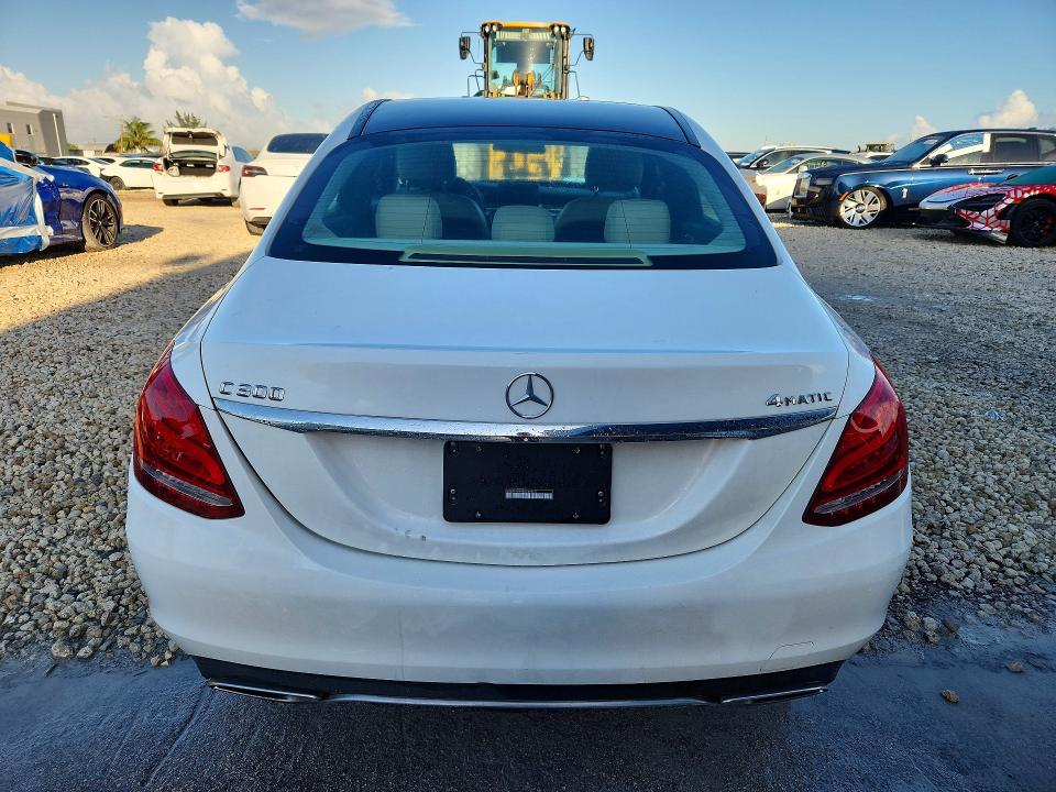 53027576 :رقم المزاد ، 55SWF4KB4FU065019 vin ، 2015 Mercedes-benz C مزاد بيع