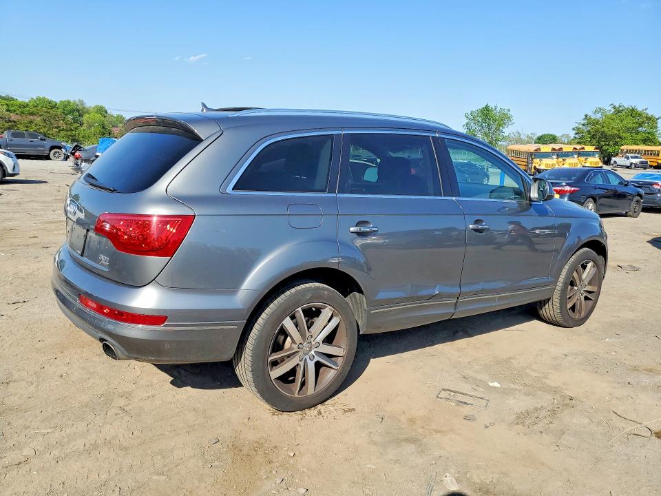 51875506 :رقم المزاد ، WA1LGAFE8FD027685 vin ، 2015 Audi Q7 مزاد بيع