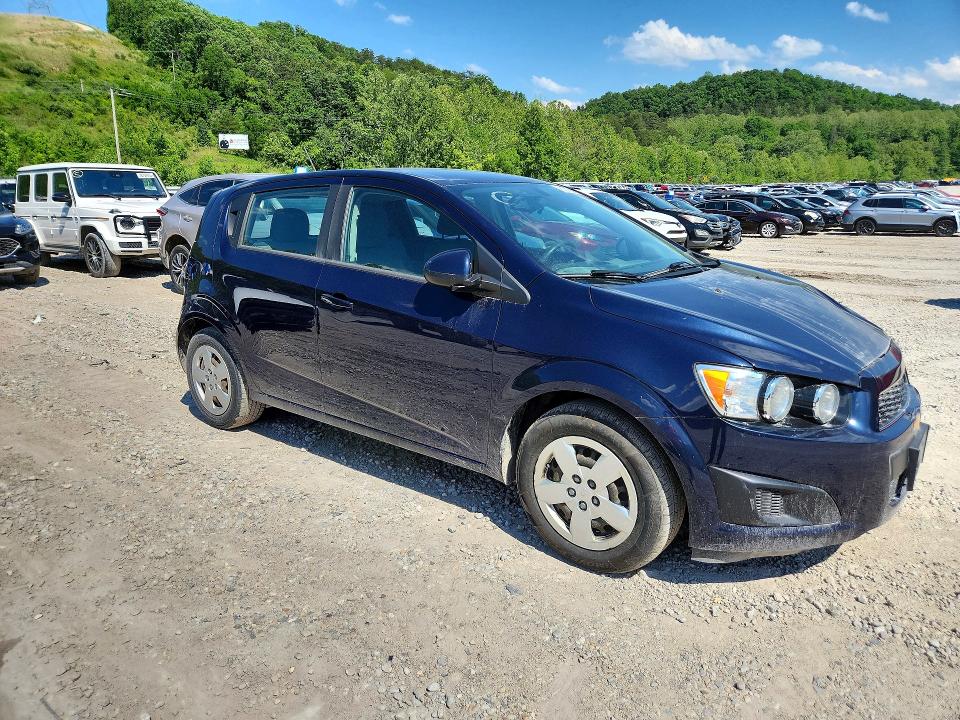 Продажа на аукционе авто 2015 Chevrolet Sonic, vin: 1G1JA6SH9F4141831, номер лота: 53135286