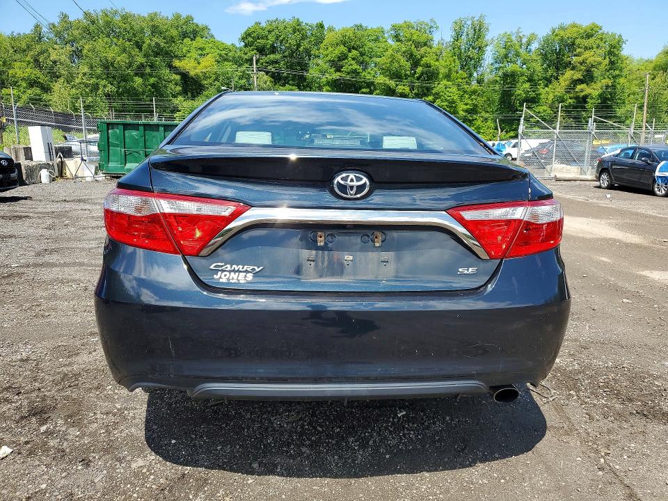 52847816 :رقم المزاد ، 4T1BF1FK8HU664276 vin ، 2017 Toyota Camry مزاد بيع