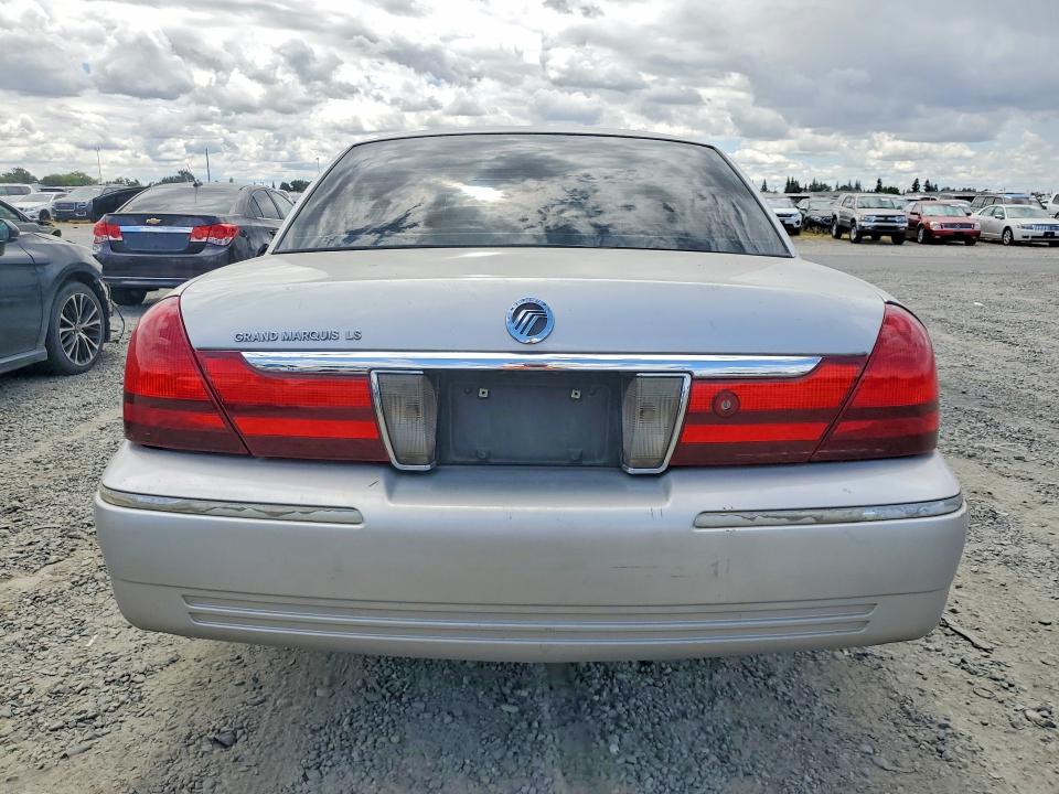 2004 Mercury Grand Marquis მანქანა იყიდება აუქციონზე, vin: 2MEHM75W84X616886, აუქციონის ნომერი: 54487776