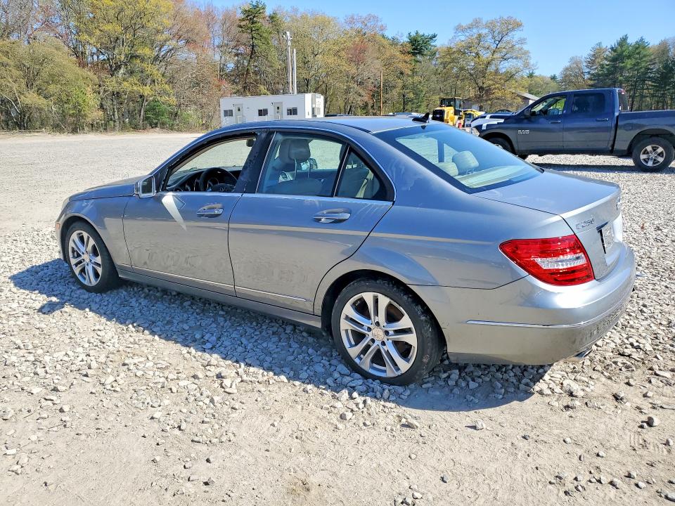 Продажа на аукционе авто 2014 Mercedes-benz C, vin: WDDGF4HB7ER305899, номер лота: 49776676